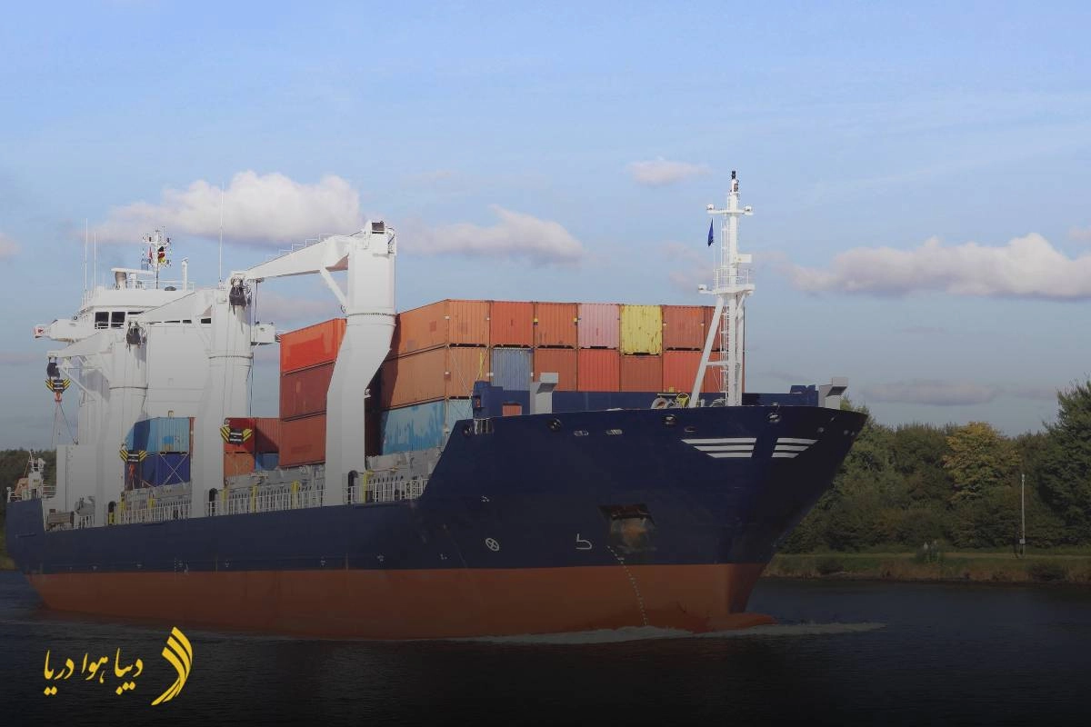 small-sea-cargo